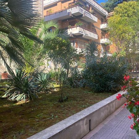 Guest House Mamy Рим Екстериор снимка